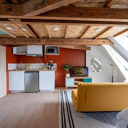 Les Maisons Acajou -