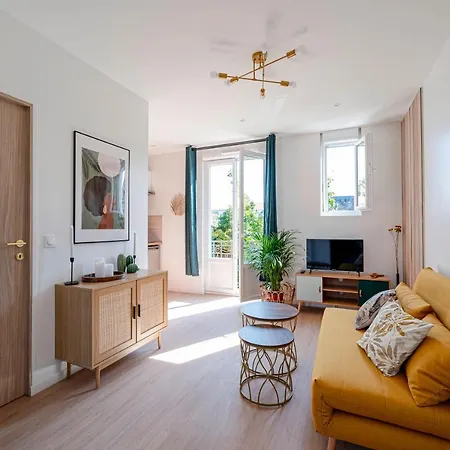 Apartamento Les Maisons Acajou - *