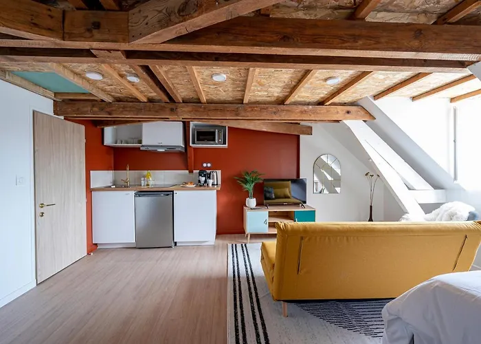 Les Maisons Acajou -