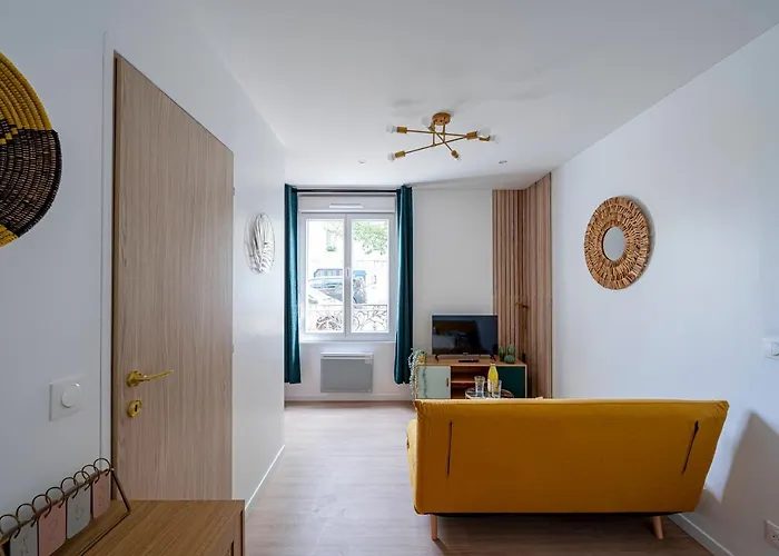 Les Maisons Acajou - Apartment Chatellerault