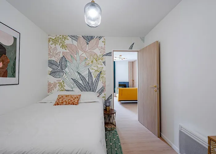 Les Maisons Acajou - Apartment Chatellerault